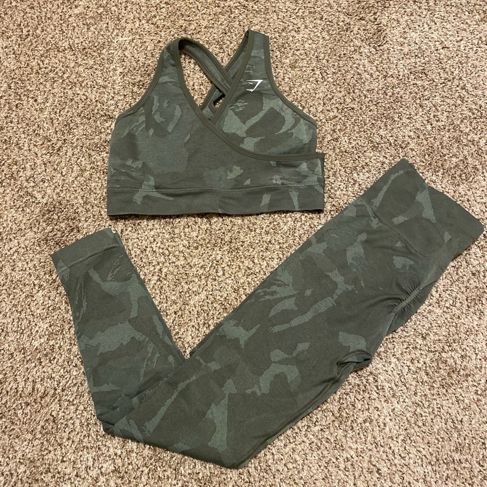 Gymshark Green Adapt Camo Set